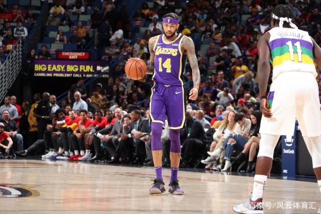 上显得更为 上显得更为