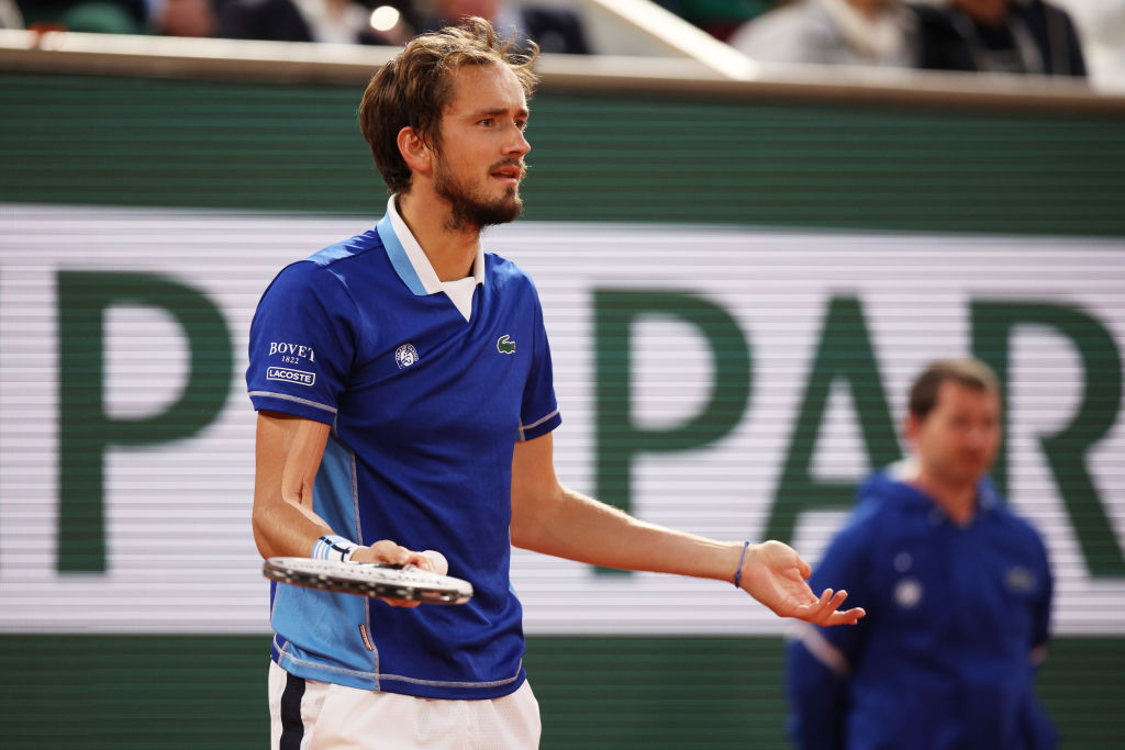 莫塔已然成 莫塔已然成