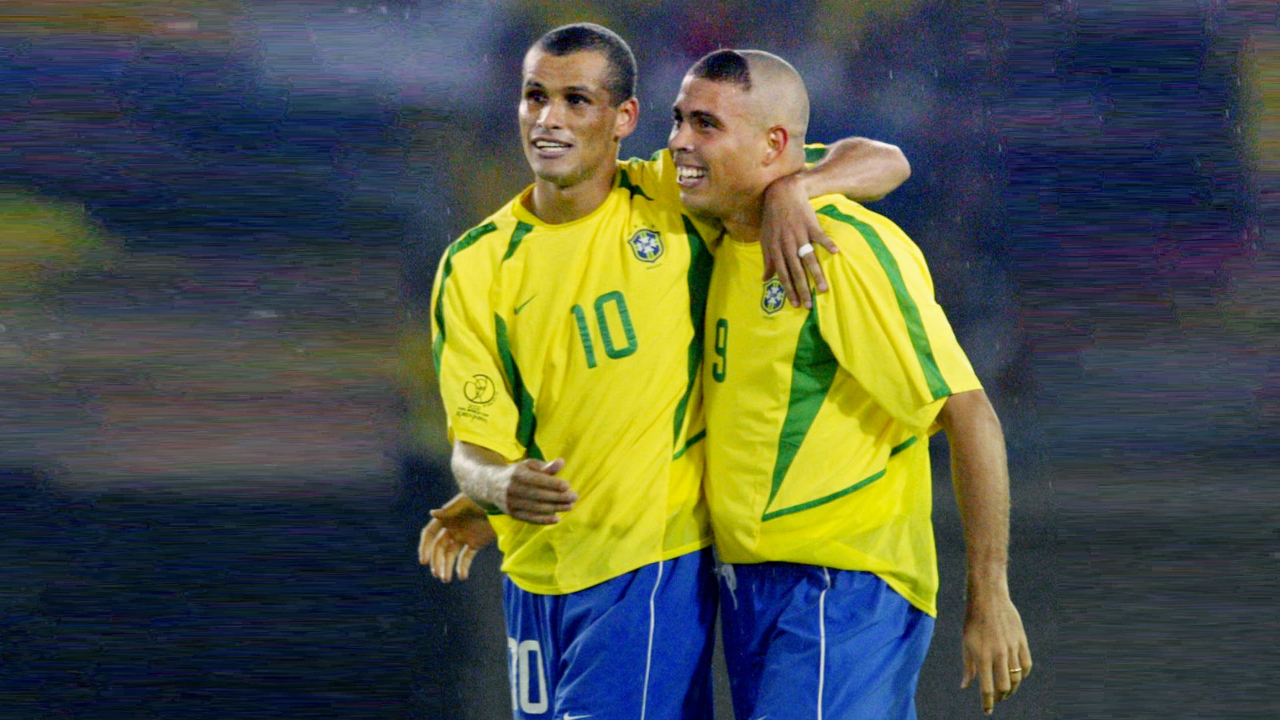 落在右边锋 落在右边锋